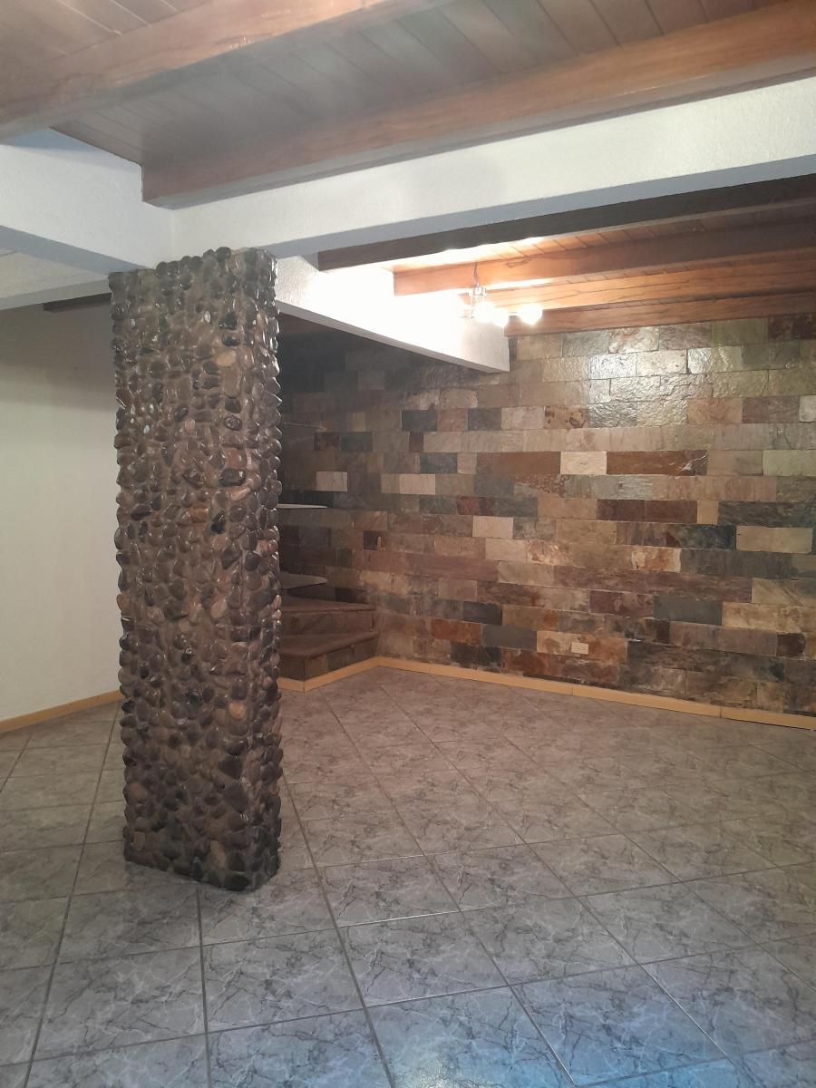 Vendo Casa Zona Estrategica Entrada Carapungo Cerca Gran Aki y Shoping El Portal — imagen 9