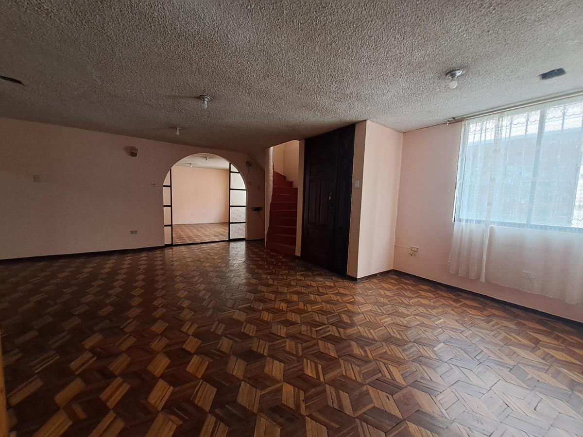 Casa Rentera en Venta Sector La Ecuatoriana — imagen 3