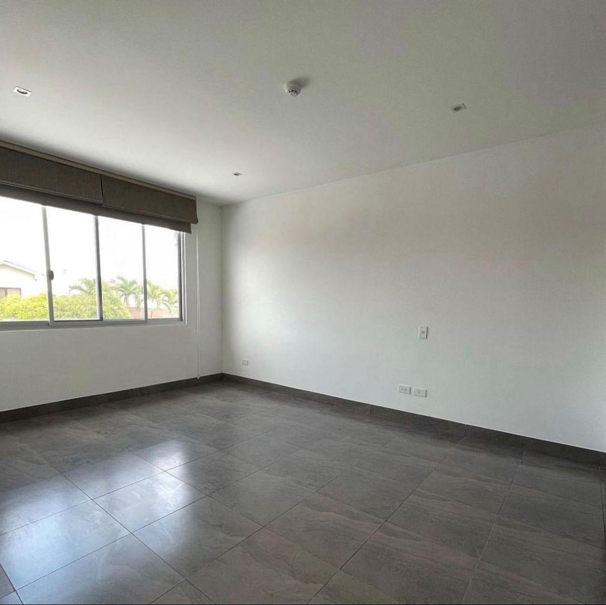 Venta. Via Samborondon. Urb. jardines de Parque Magno. Departamento.3 Hab. $275.000, Guayas — imagen 9
