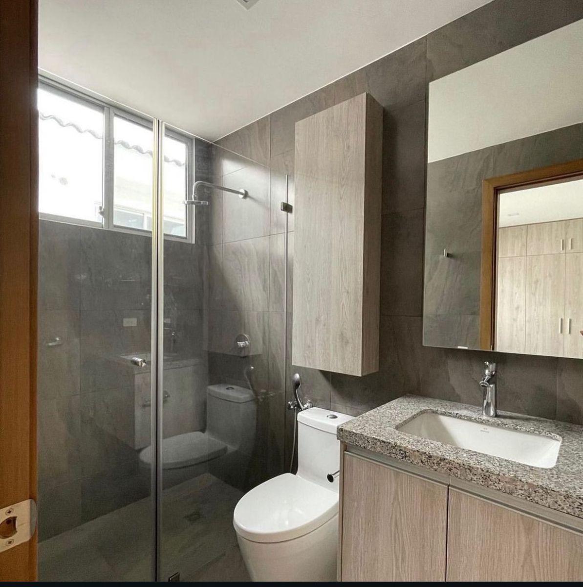 Venta. Via Samborondon. Urb. jardines de Parque Magno. Departamento.3 Hab. $275.000, Guayas — imagen 3