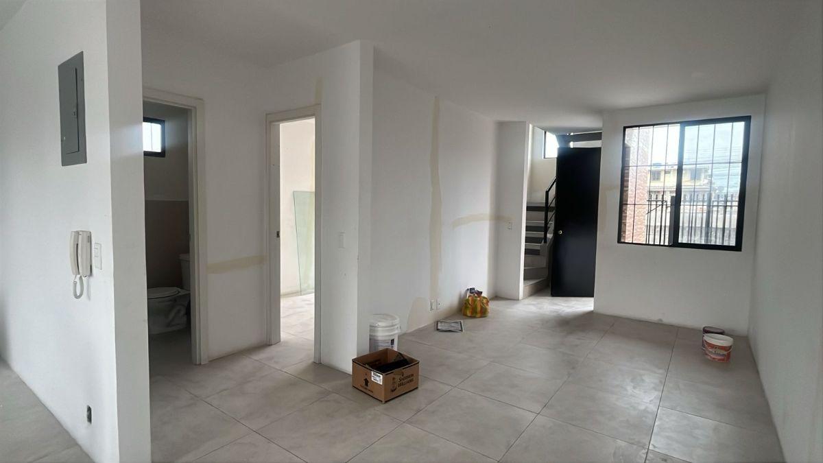 Casa en Venta 106 m² - 2 Plantas - Sector: Las Orquideas, Norte de Guayaquil, Guayas — imagen 5
