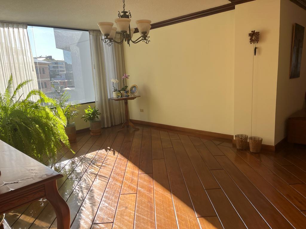 Departamento de Venta en La Quito Tenis, 313 m² — imagen 6