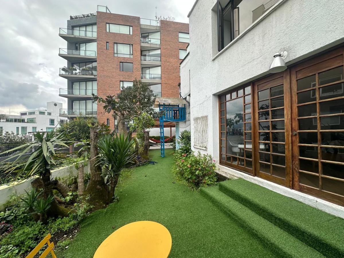 Departamento Duplex de 3 Dorm. con Jardin — imagen 7