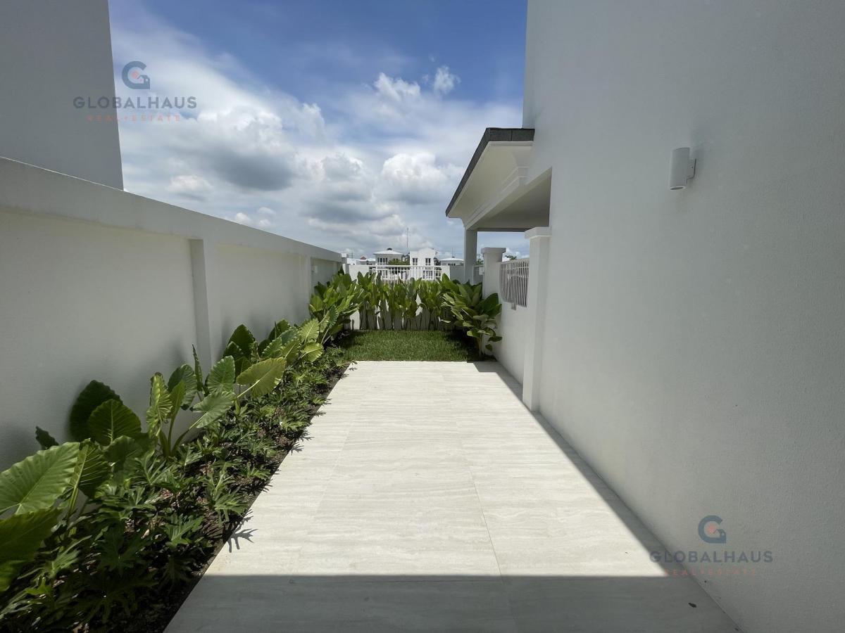 Venta de Casa en Urb. Aires Norte, 4 Habitaciones. m. C, Guayas — imagen 6