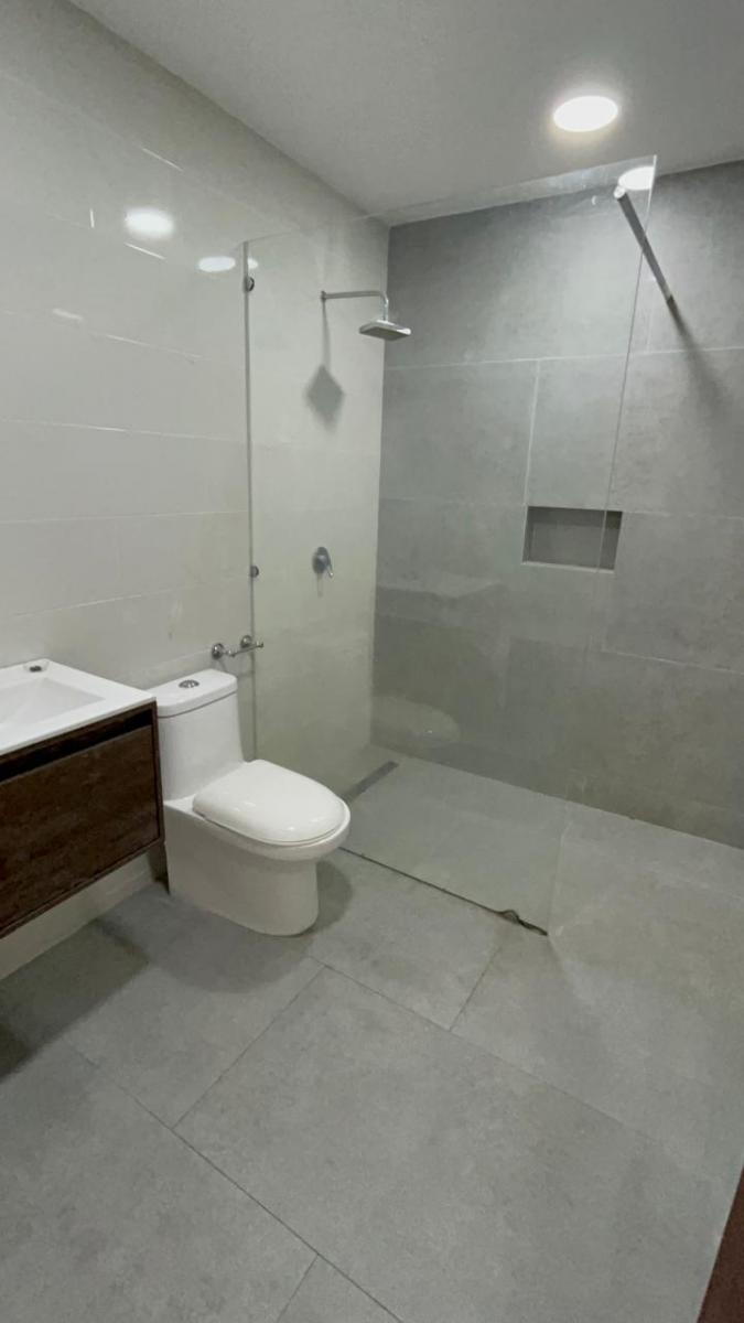 Departamento en Venta en La Urbanización Santa Cecilia - Ceibos, Guayas — imagen 8
