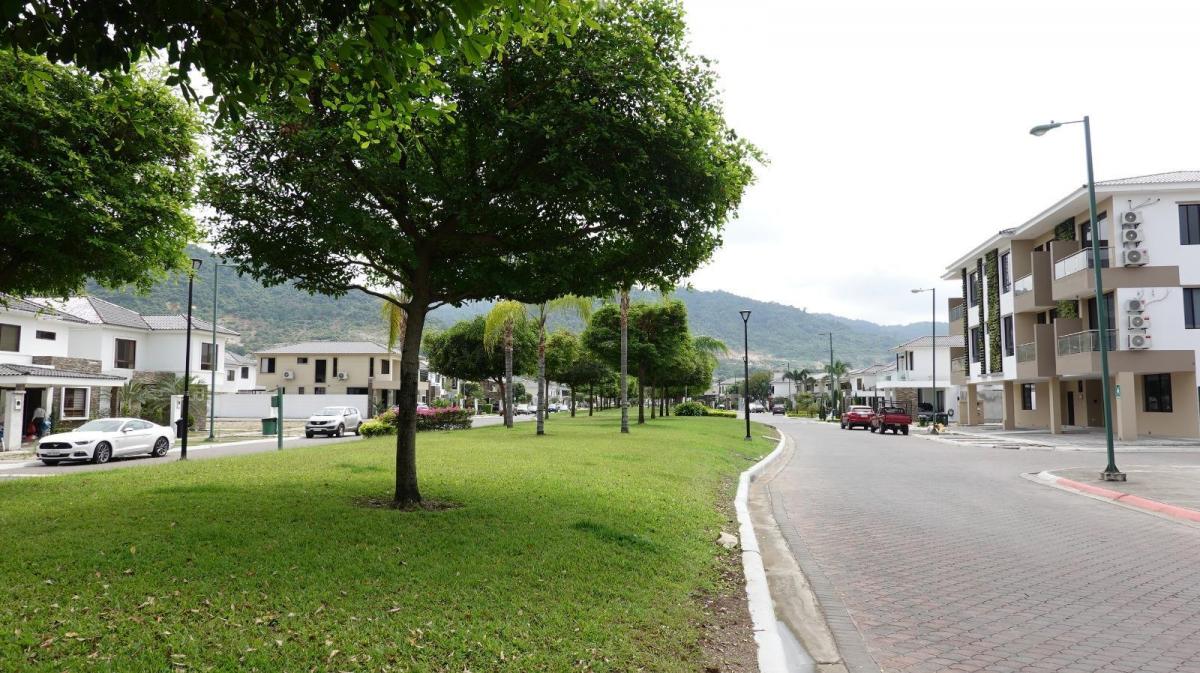 Departamento en Venta – Planta Baja – Aires del Mangle, Punta Esmeralda (W. L), Guayas — imagen 10