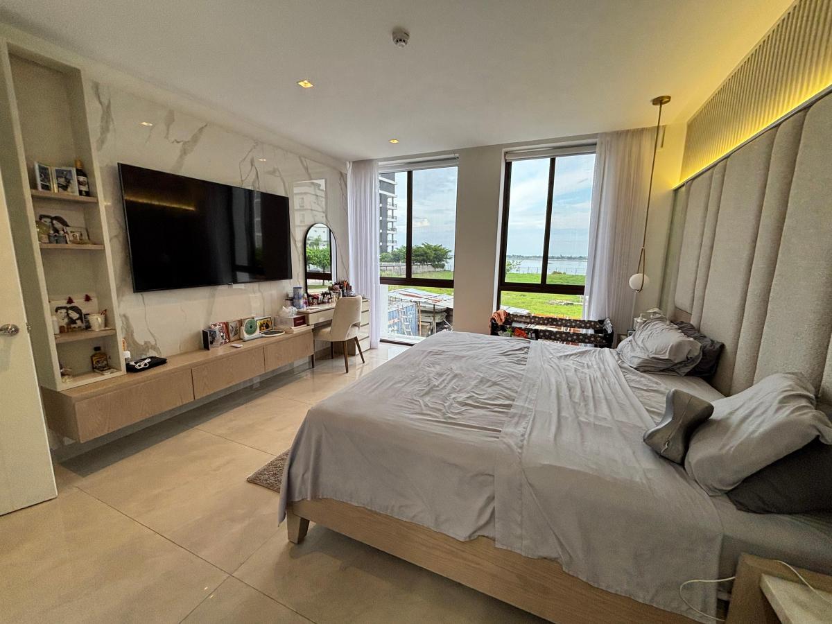 Townhouse Inteligente de 3 Pisos con Rooftop con Jacuzzi y Vista Al Río, Guayas — imagen 7