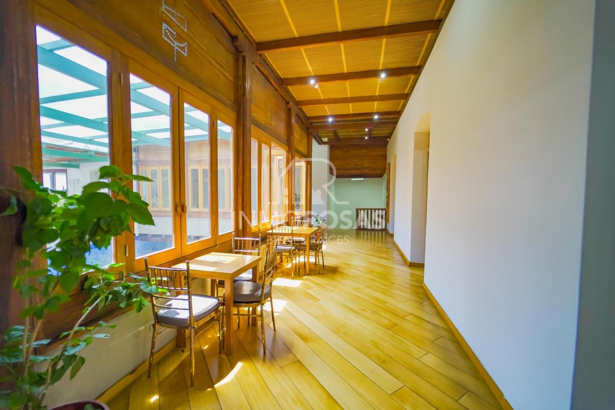 Venta Casa Patrimonial de Lujo $449.900 en Sector El Ejido Ideal Para Inversión — imagen 9