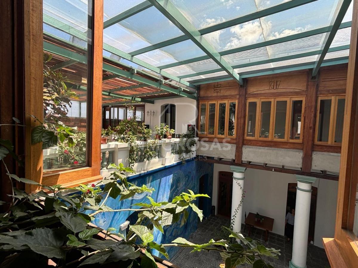 Venta Casa Patrimonial de Lujo $449.900 en Sector El Ejido Ideal Para Inversión — imagen 5