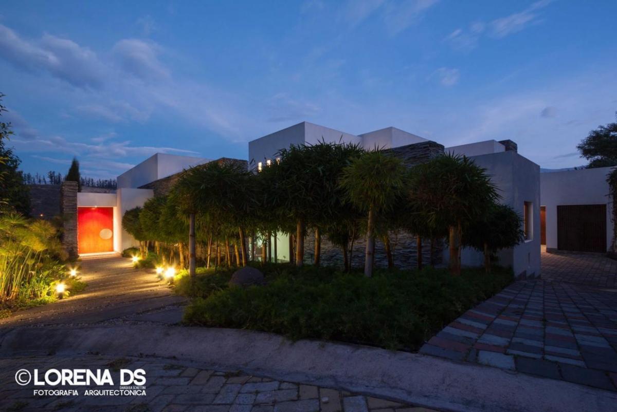 Venta Espectacular Casa de 5 Dorm. en Urbanización Pillagua. Sector Santa Ines. Cumbayá. Js — imagen 7
