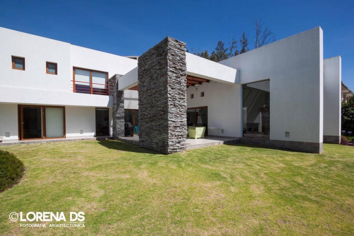 Venta Espectacular Casa de 5 Dorm. en Urbanización Pillagua. Sector Santa Ines. Cumbayá. Js — imagen 6