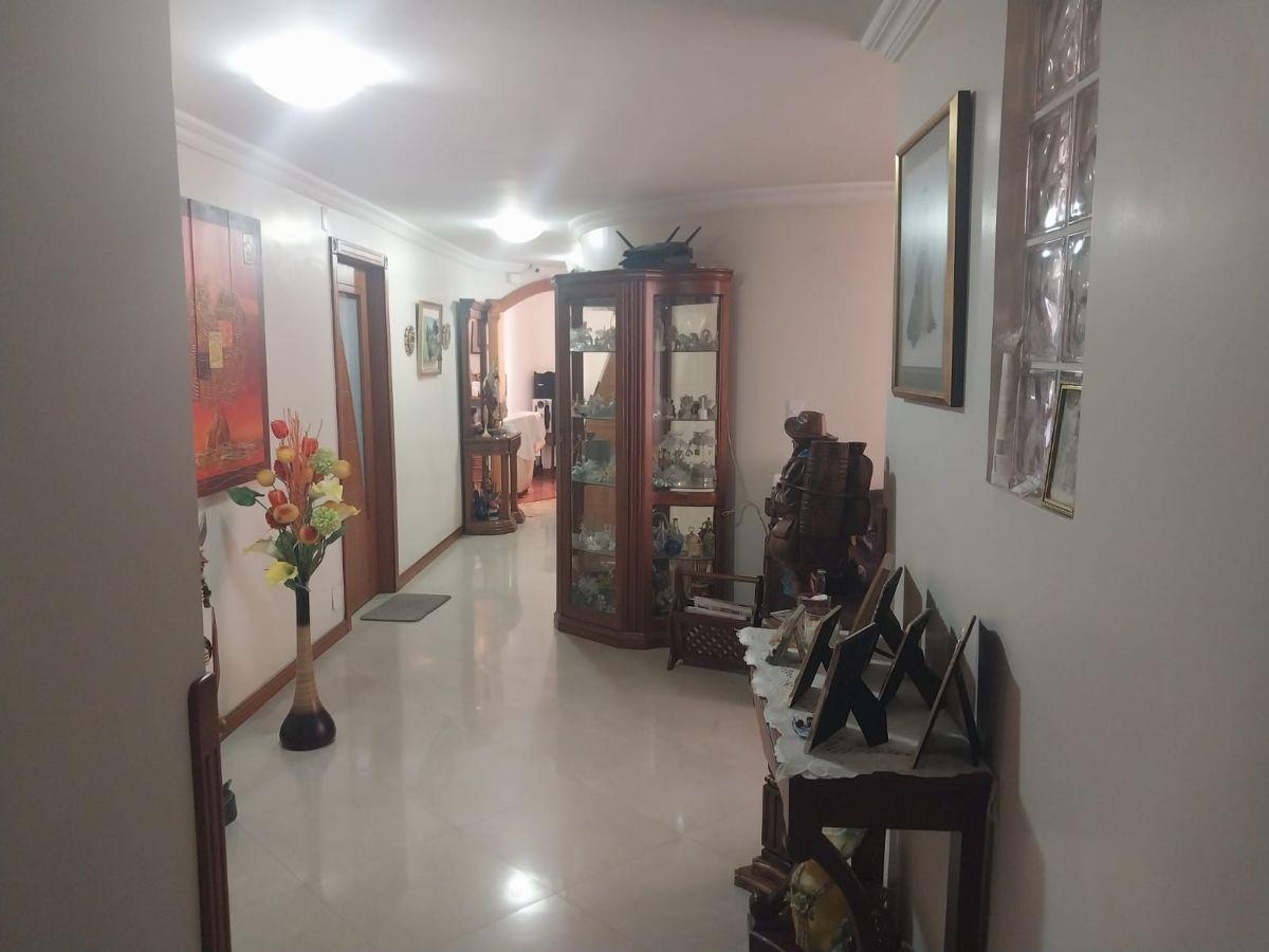 Vendo Departamento de 205 m² Tres Dorm. Planta Baja Urbanizacion El Condado 1ra Etapa — imagen 9