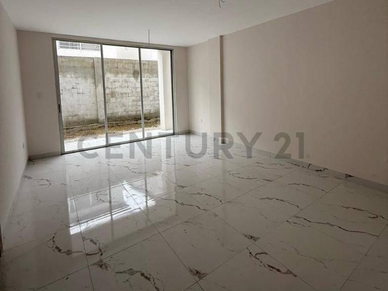 Venta de Casa por Estrenar en Millenium Village, Guayas — imagen 7