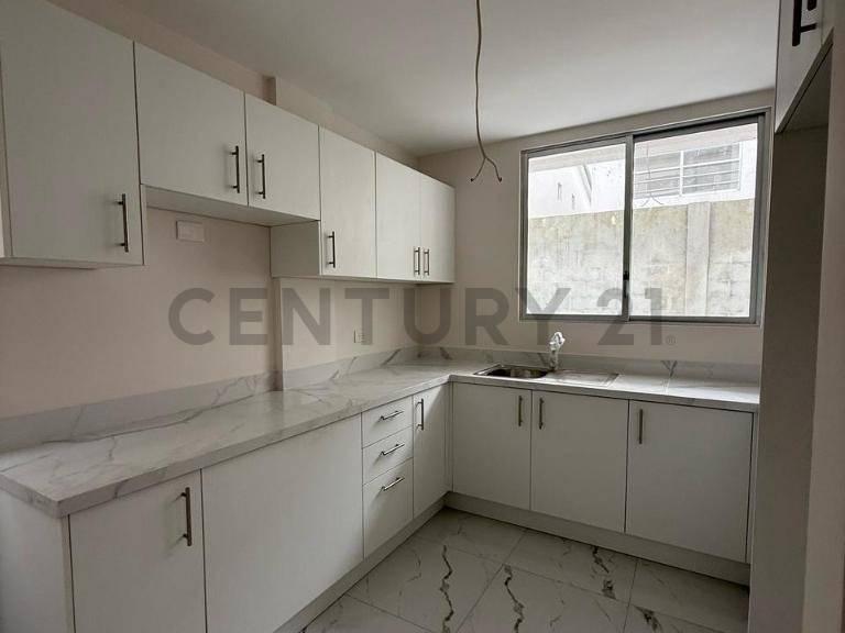 Venta de Casa por Estrenar en Millenium Village, Guayas — imagen 6