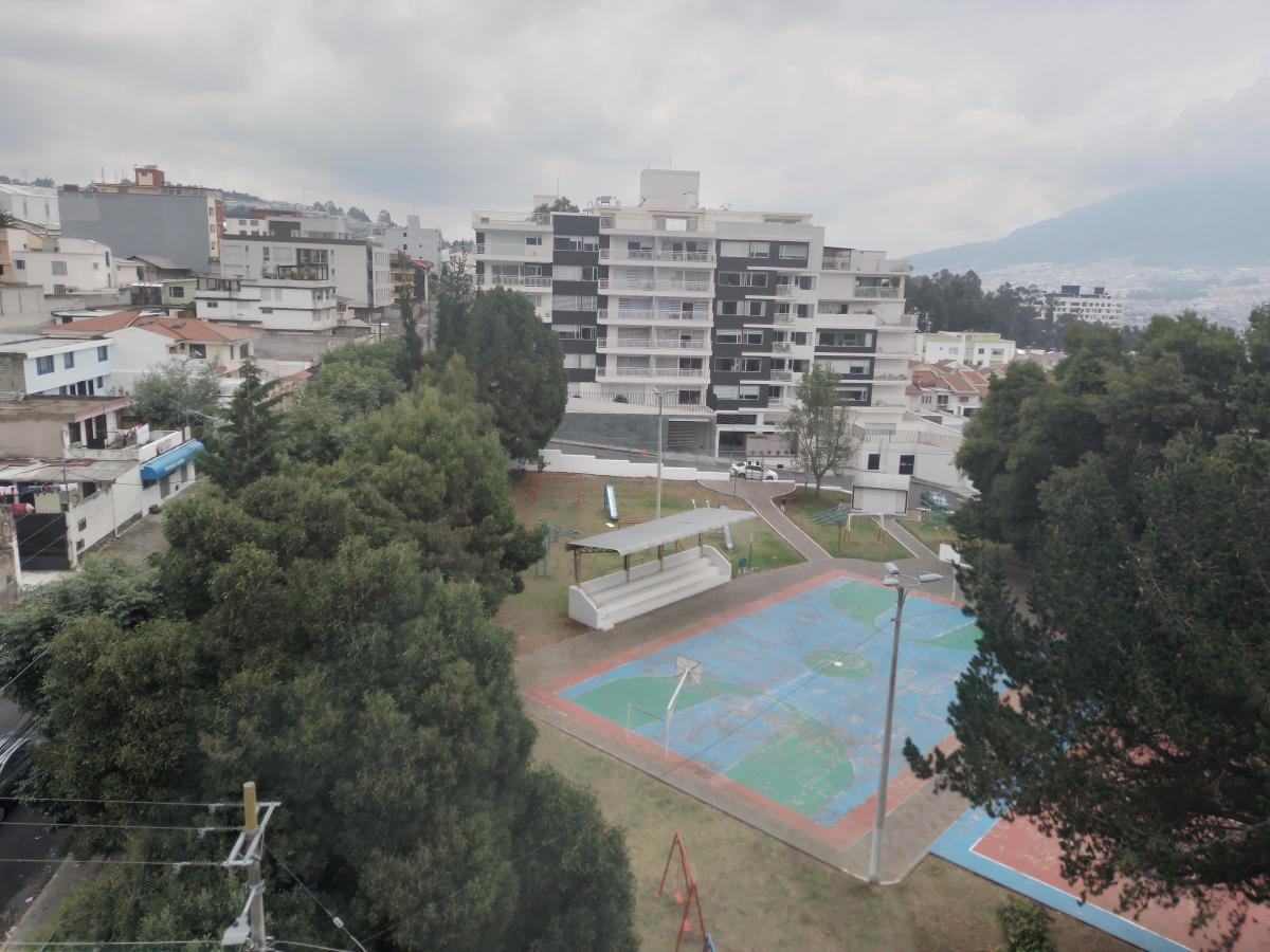 Se Vende Flamante Departamnto de Tres Dorm. de 124 Mt en Ponceano. Provincia de Pichincha — imagen 5