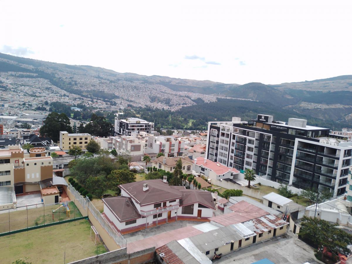 Se Vende Flamante Departamnto de Tres Dorm. de 124 Mt en Ponceano. Provincia de Pichincha — imagen 4