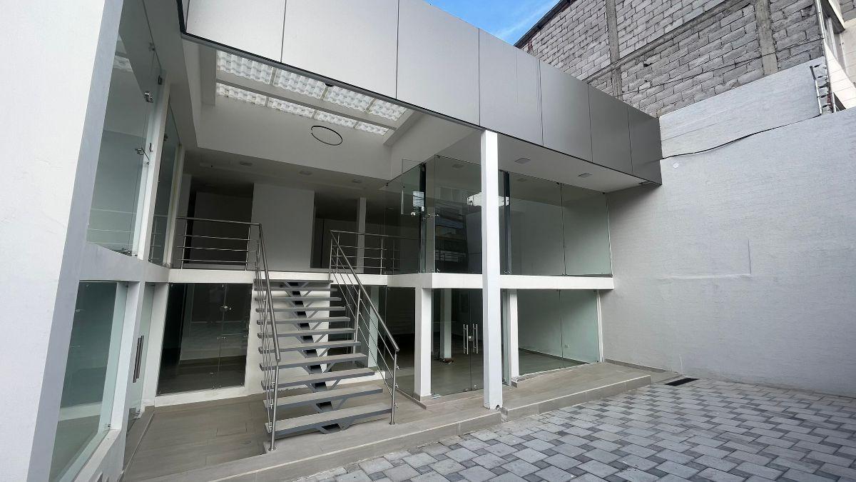Locales Comerciales en Venta Quito Norte — imagen 9