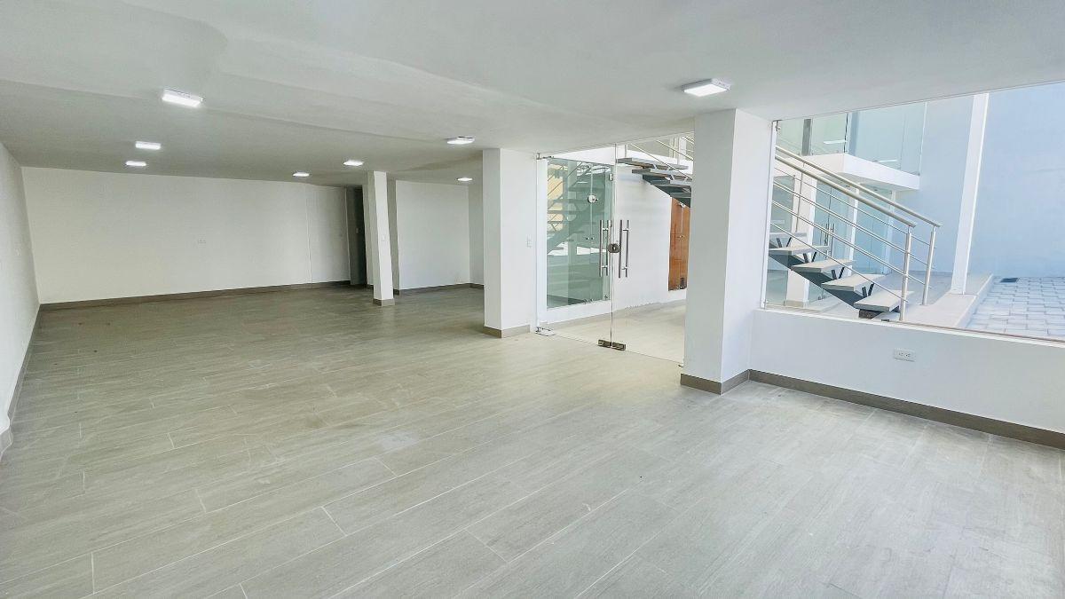 Locales Comerciales en Venta Quito Norte — imagen 6