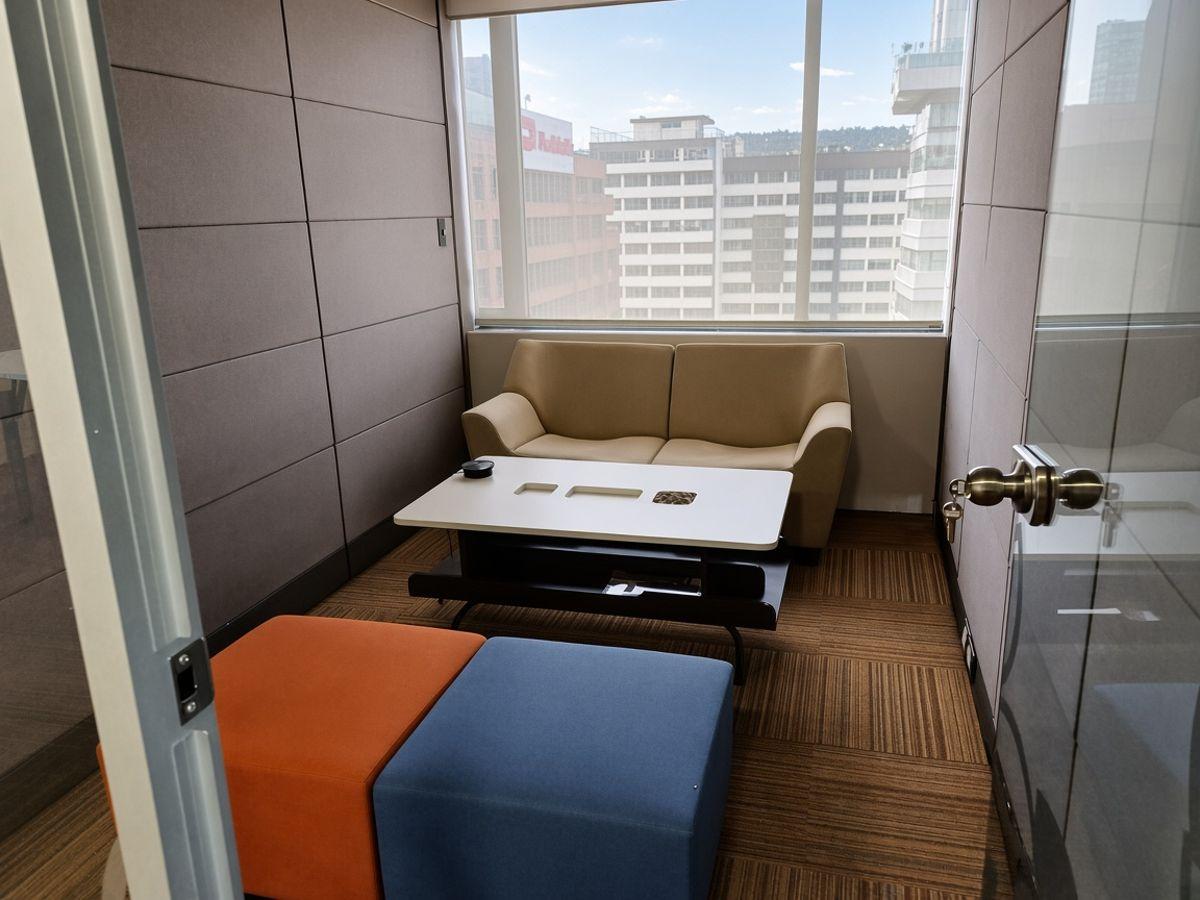 Nnuu Vendo Oficina 547 m² con 13 Parqueaderos - Ascensor Privado. Provincia de Pichincha — imagen 6