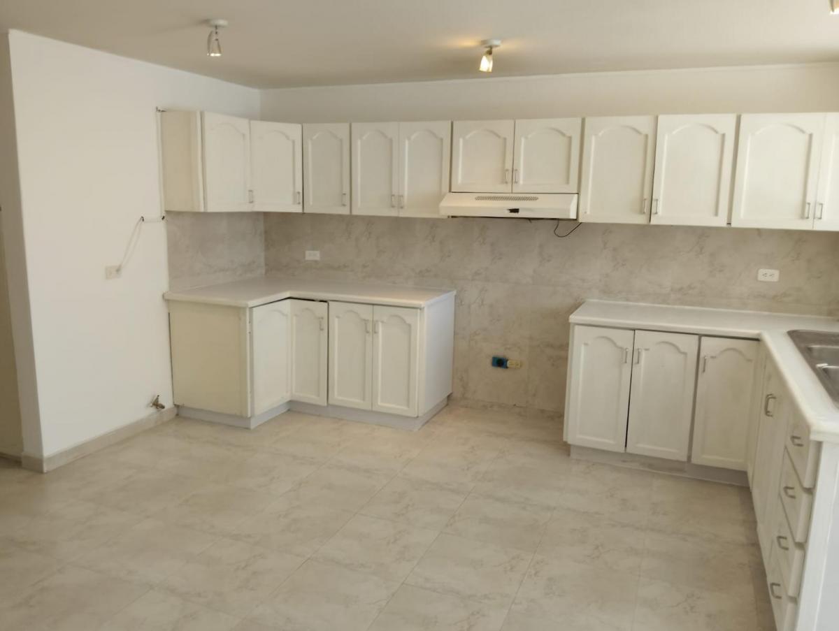 Departamento en Venta de Oportunidad en La González Suarez — imagen 3