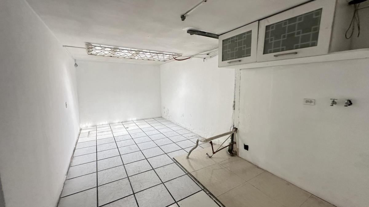 Propiedad Comercial Av, Shirys — imagen 3