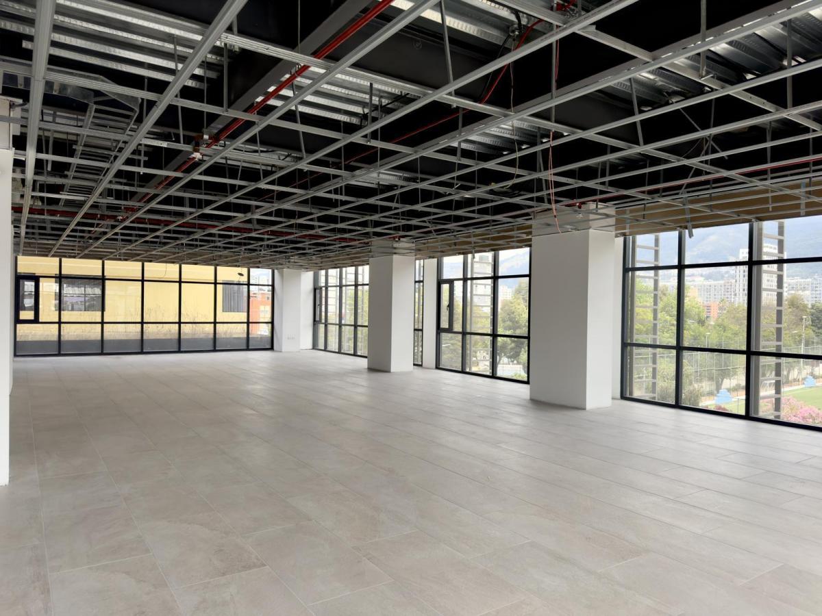 Oficina en Venta de Oportunidad, Centro Norte, Piso Completo Independiente Nuevo por Estrenar — imagen 4