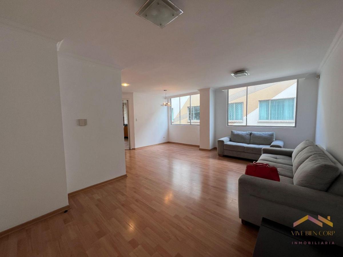 Departamento en Venta, Sector La Kennedy, Norte de Quito — imagen 9