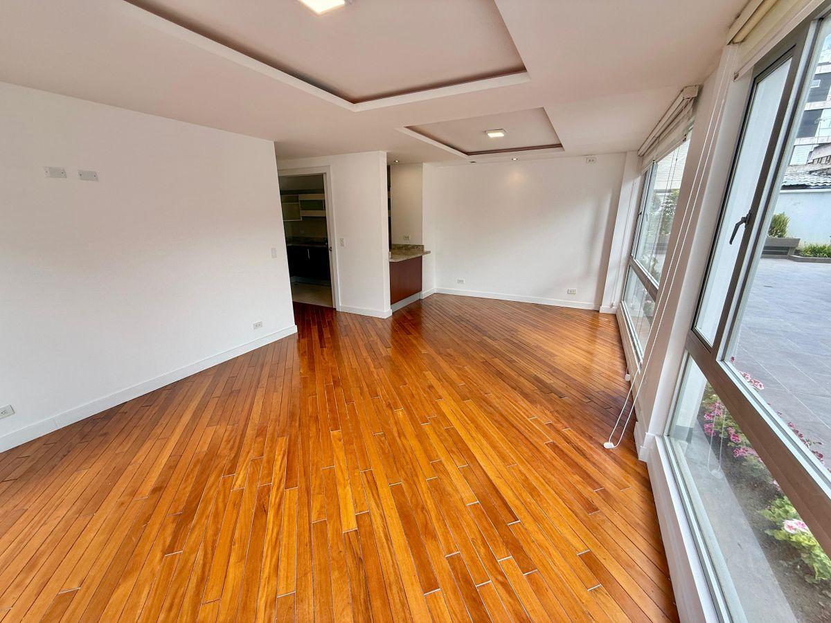 Suite en Venta Sector Granda Centeno a Pocos m del Supermaxi — imagen 8