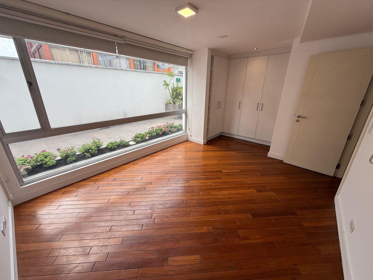 Suite en Venta Sector Granda Centeno a Pocos m del Supermaxi — imagen 4
