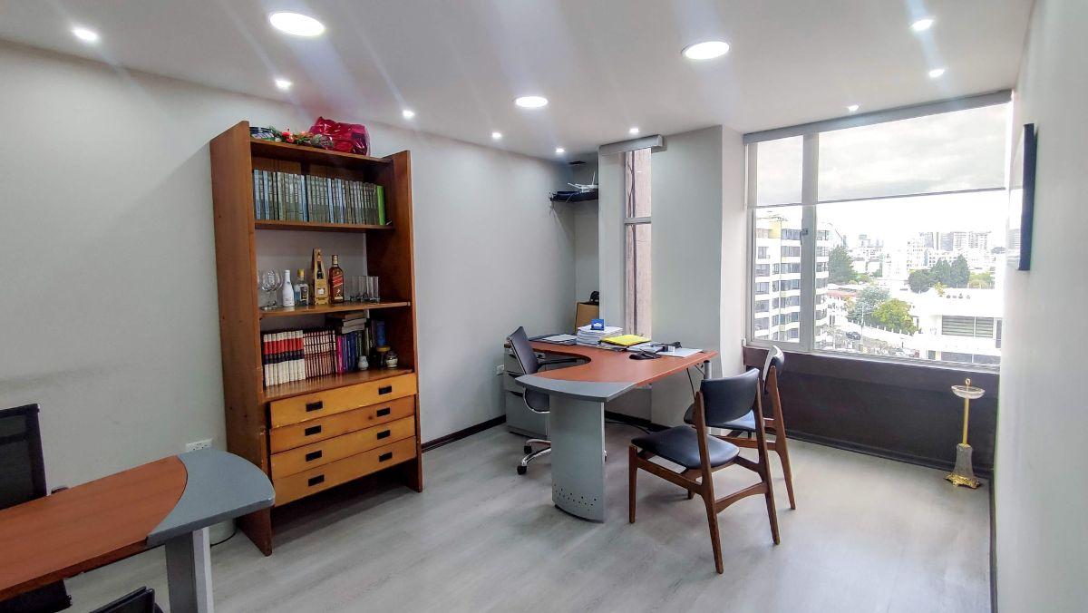 Oficina Remodelada en Venta – La Pradera | 71,50 m² + Parqueadero — imagen 7