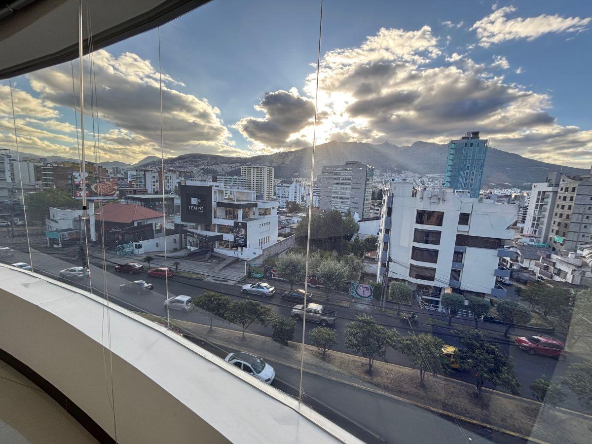 Venta! Oficina con Excelente Vista y 2 Parqueaderos – La Coruña — imagen 7