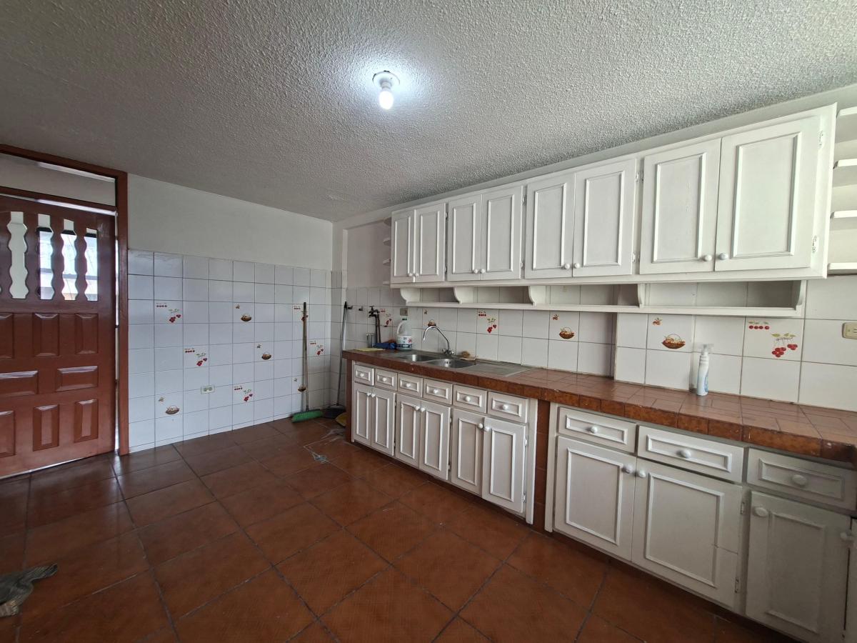 Departamento de 126 m² con 3 Dorm. Mas un Estudio en Venta Cerca Al Colegio Montufar — imagen 8