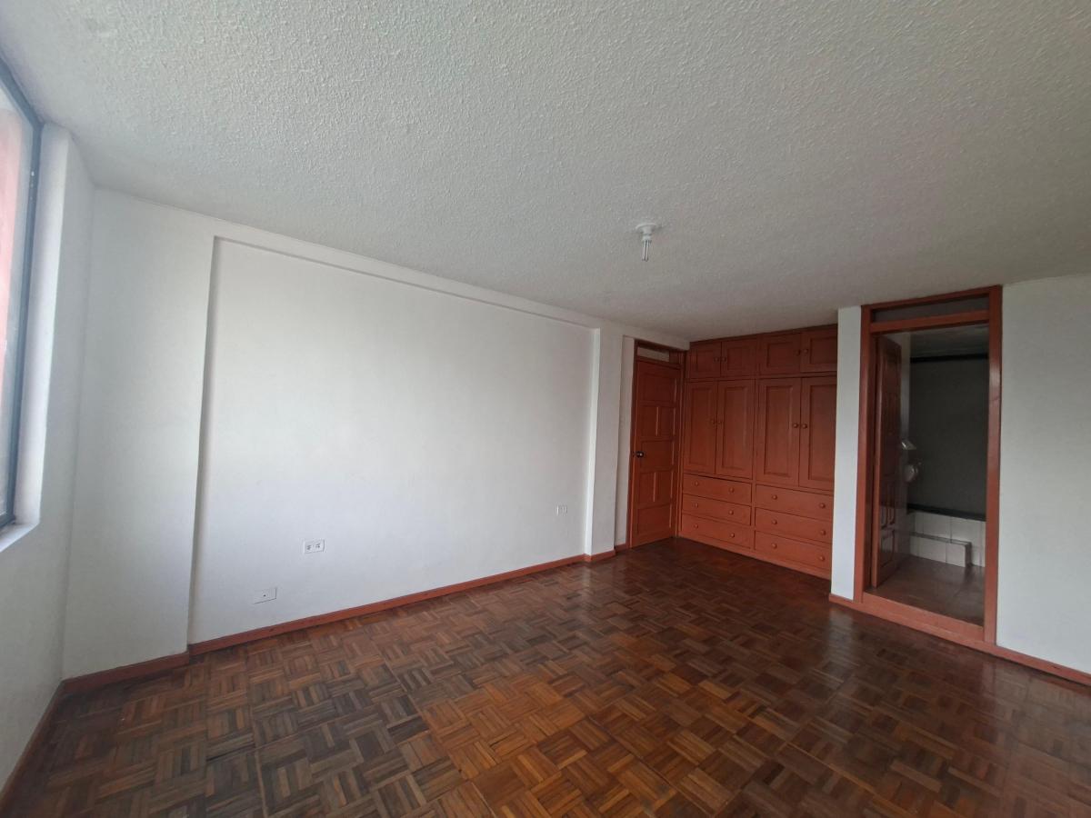 Departamento de 126 m² con 3 Dorm. Mas un Estudio en Venta Cerca Al Colegio Montufar — imagen 7