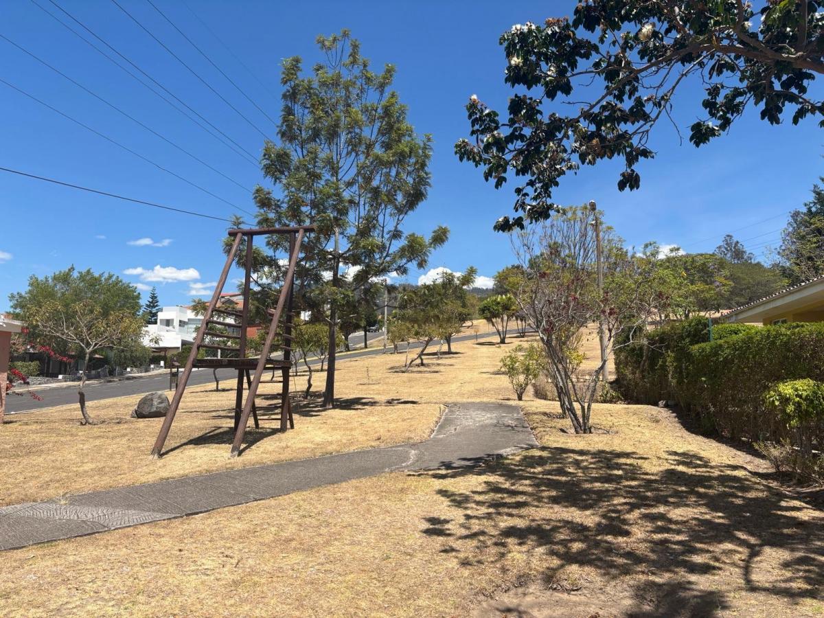 Terreno en Venta en Nayón – San Francisco de Tanda con Hermosa Vista — imagen 5