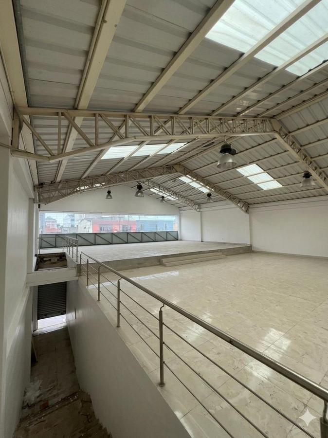Edificio Comercial Estratégico, Generando Ingreso Mensual - Av Portete, Guayas — imagen 7