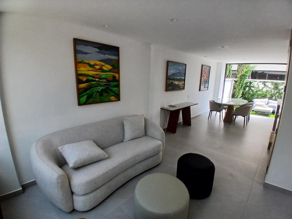 Conjunto Exclusivo de Casas - Sector Hilacril - Tumbaco / Excelentes Amenities — imagen 3