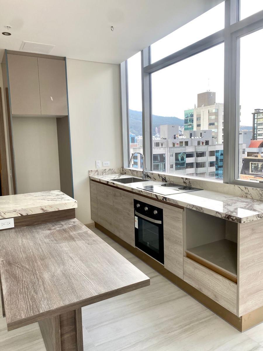 Suite Dúplex Republica del Salvador Sector La Carolina — imagen 8