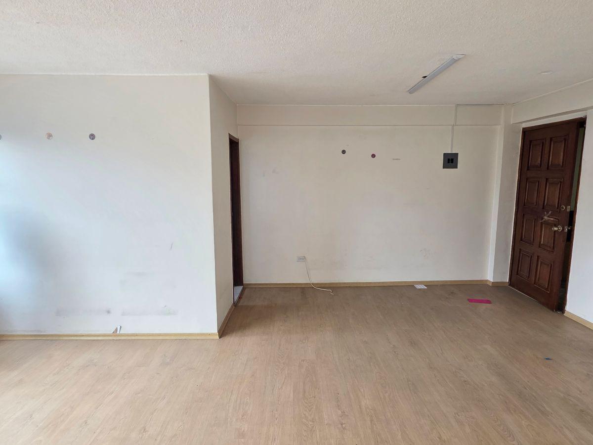 Arriendo Oficina Centro Norte Rumipamba Av Galo Plaza Lasso — imagen 4
