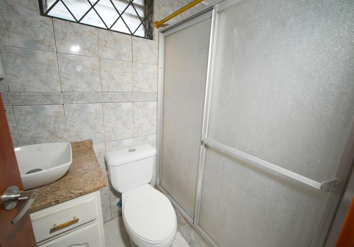 Departamento en Venta Remodelado Cotocollao Planta Baja — imagen 5