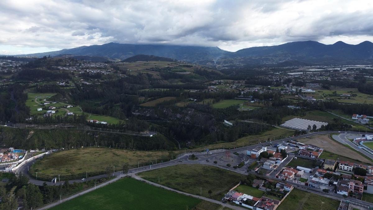 Terreno en Cotacachi, Imbabura — imagen 5