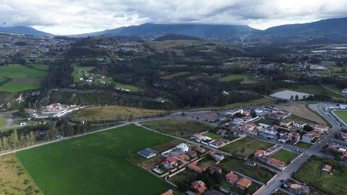 Terreno en Cotacachi, Imbabura — imagen 4