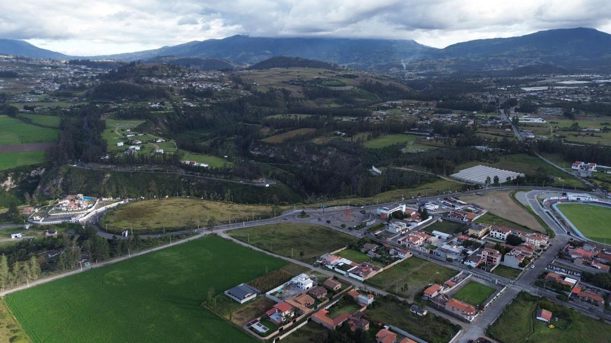Terreno en Cotacachi, Imbabura — imagen 3