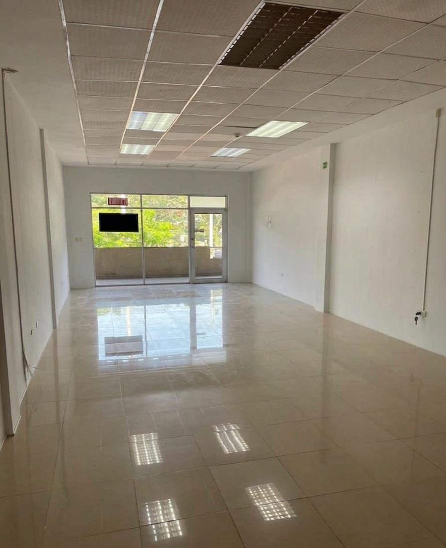 Local de 70 m² en Venta en Vía a La Costa, Guayas — imagen 8