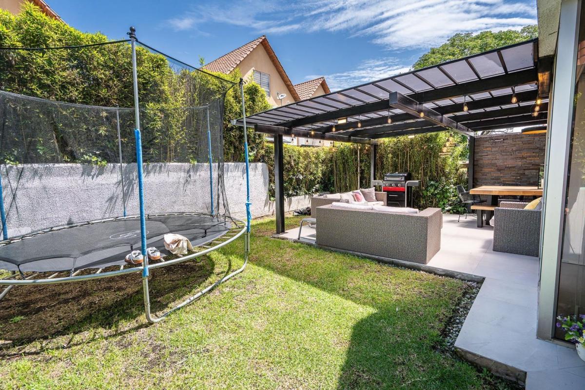 Cumbaya, San Juan, Una Casa Que Enamora, Renovacion Integral y Moderno — imagen 8