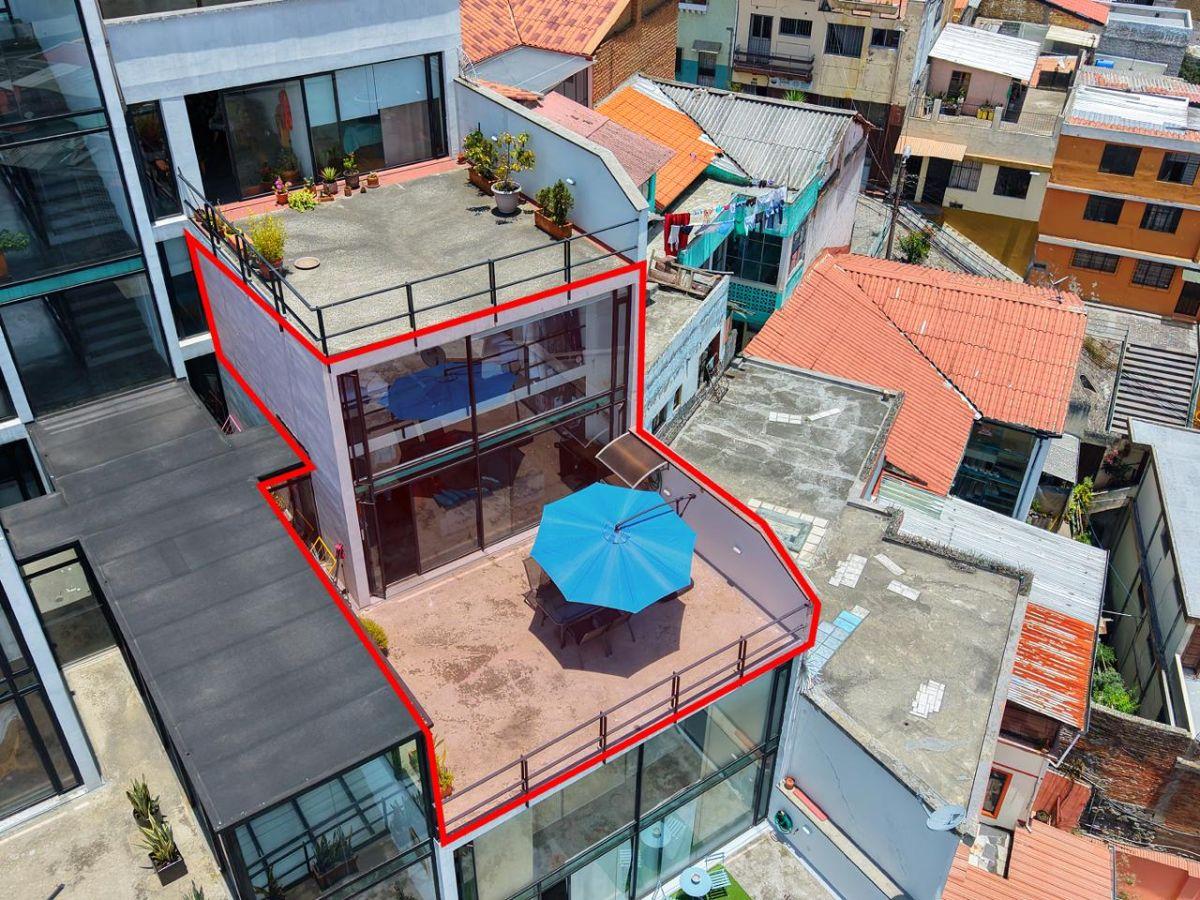Loft Dúplex con Terraza Privada y Vista Panorámica de Quito Usd. 95000 — imagen 10