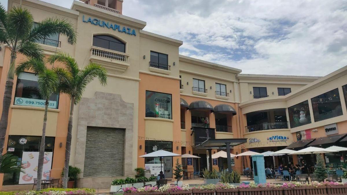 Local Esquinero 48 m² en Venta o Alquiler – Laguna Plaza, Vía a La Costa, Guayas — imagen 4