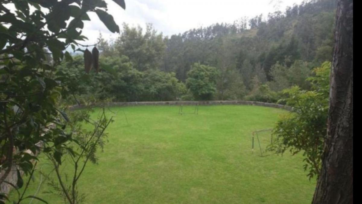 Cumbayá Pacho Salas, Urbanización Casa de Campo, Club Privado, 2.500 m² — imagen 9
