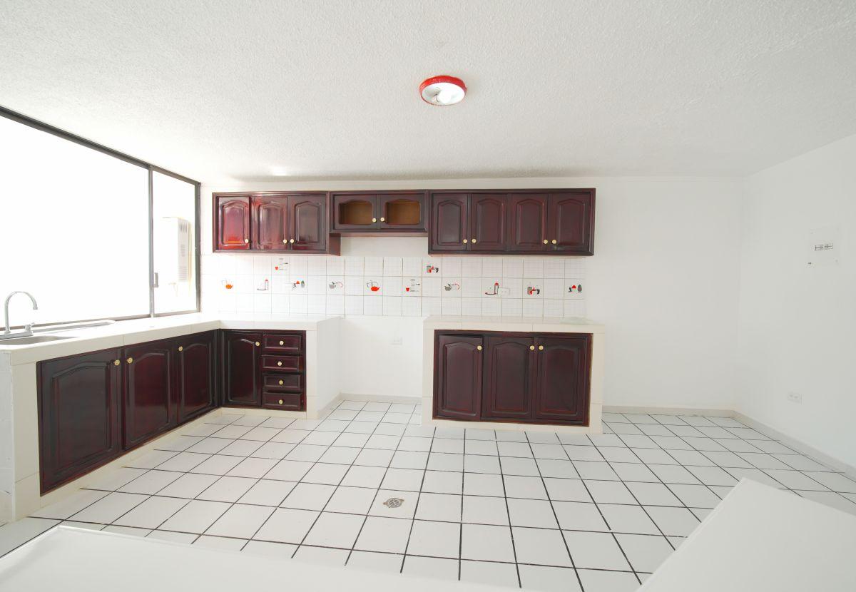 Casa Esquinera en Venta en El Triángulo — imagen 4
