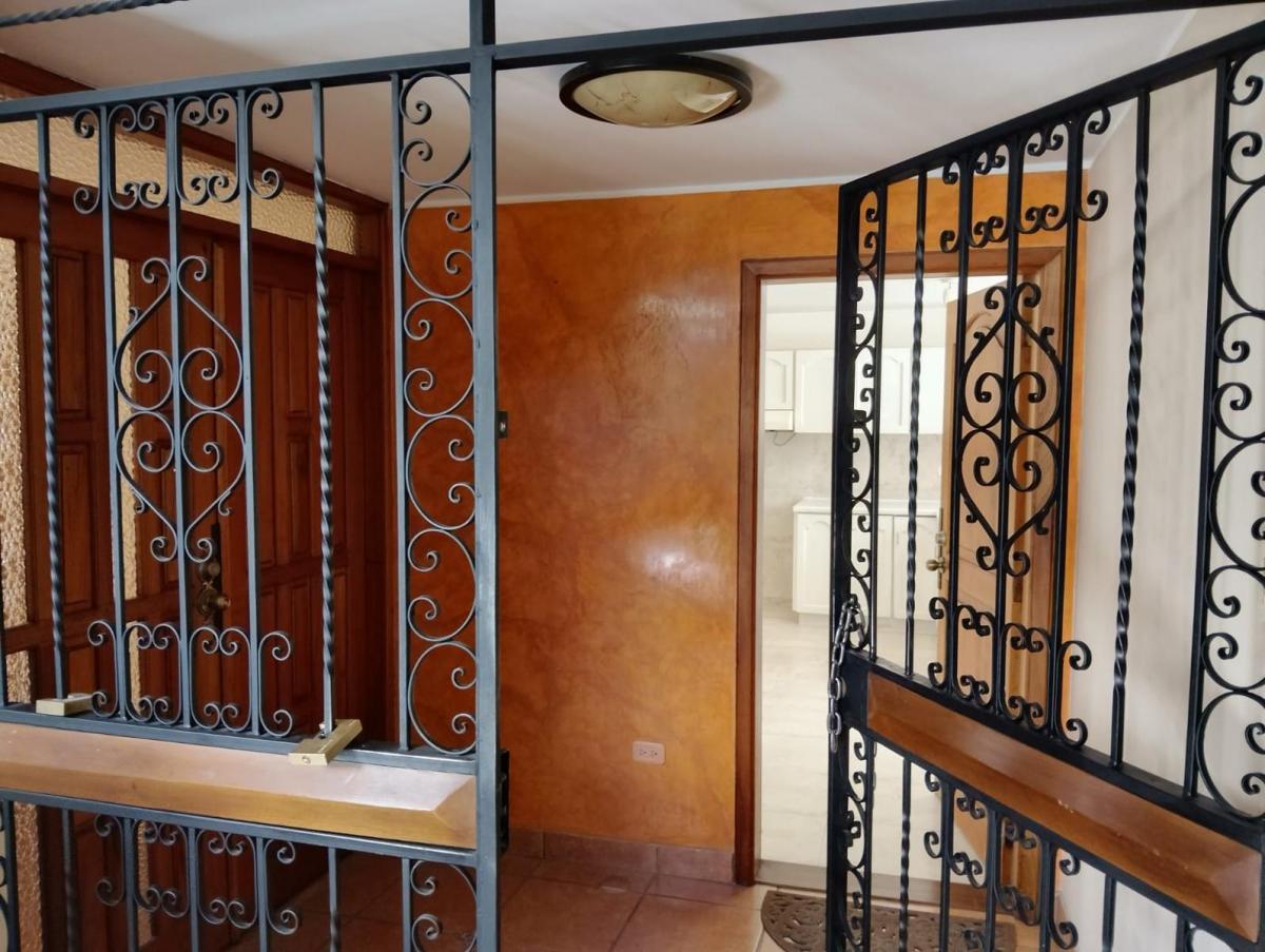 Departamento en Venta de Oportunidad en La González Suarez — imagen 10