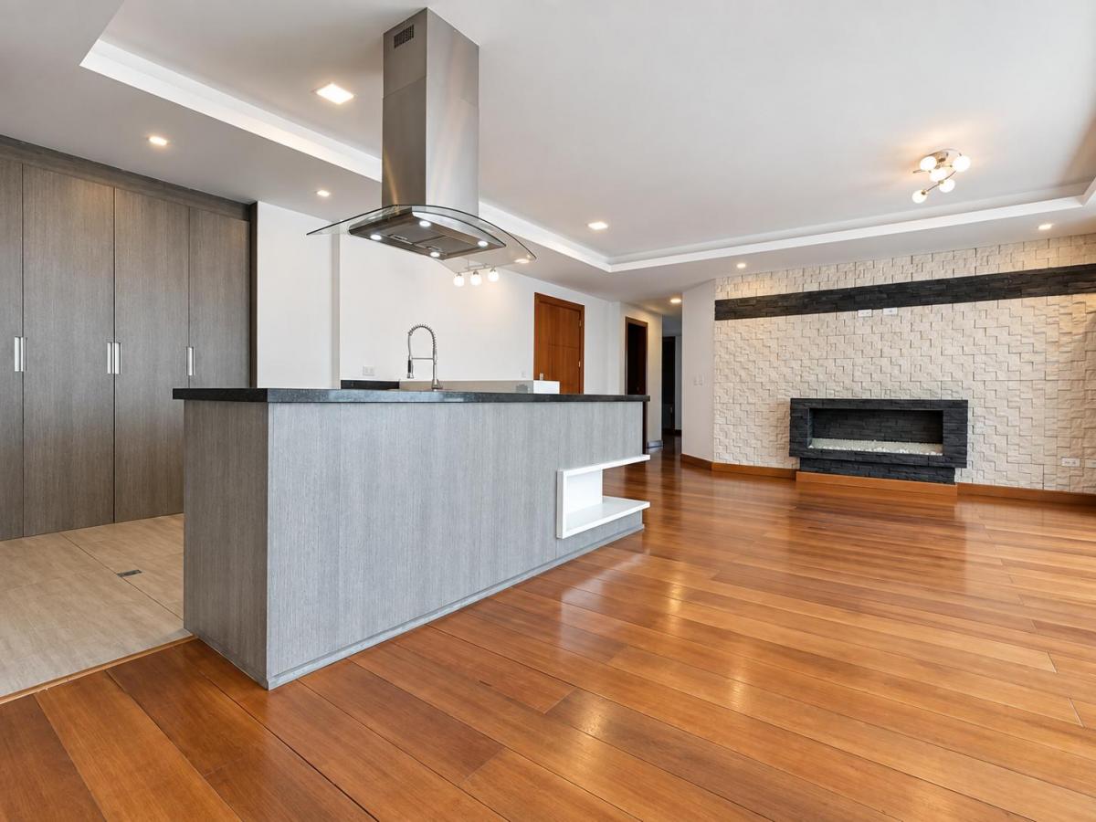 Vendo Impecable Departamento Tres Habitaciones, Dos Parqueaderos en El Quito Tennis por Viaje — imagen 10